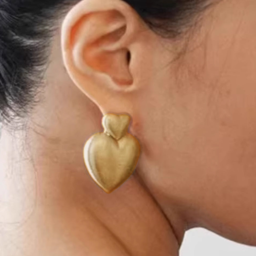 KEVNO Heart Earrings - Pair