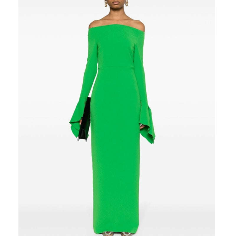 off shoulder dress bell sleeves Green RAVCE Off-Shoulder Evening Gown and evening events.Regular side Color:Signature Royal patouCode_H23KN1518065 Camilla 'Dancing In The