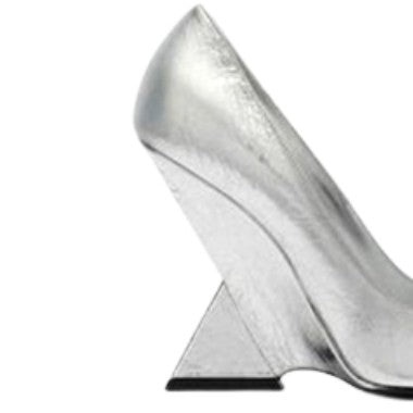 HEBEU Sculptured Heel Pumps