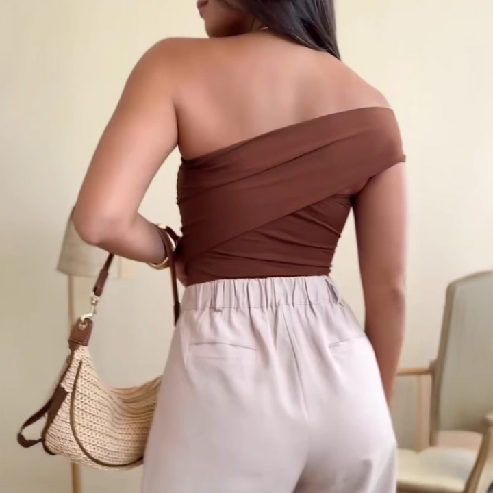 VAIDU Off-Shoulder Bodysuit
