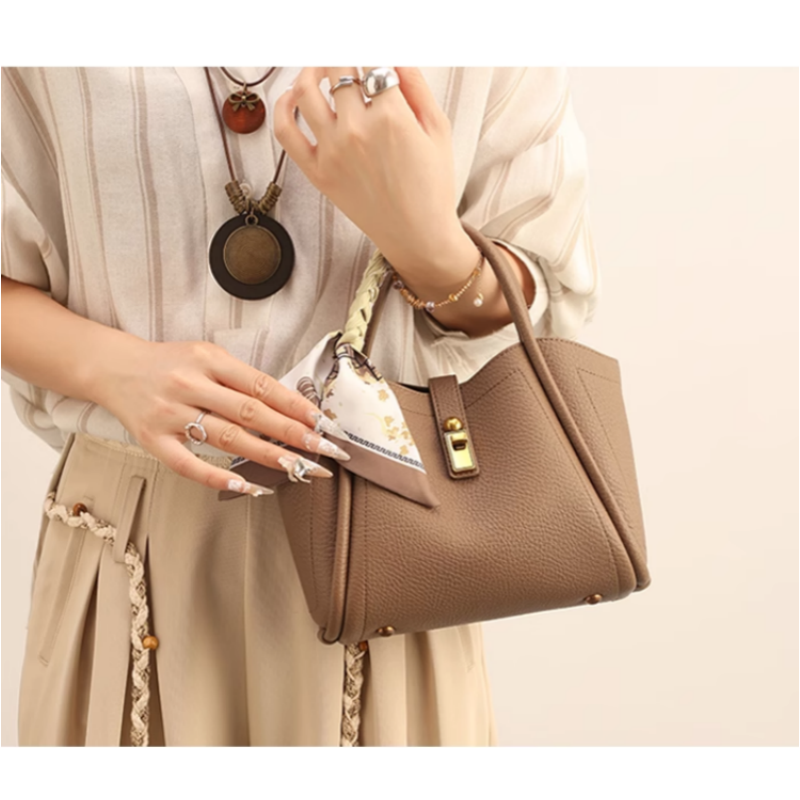 NAVTO Scarf Metal Lock Tote Bag