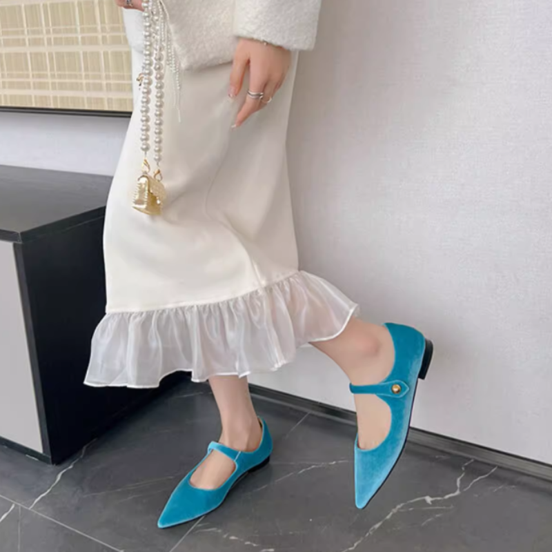 NLOCA Velvet Flats
