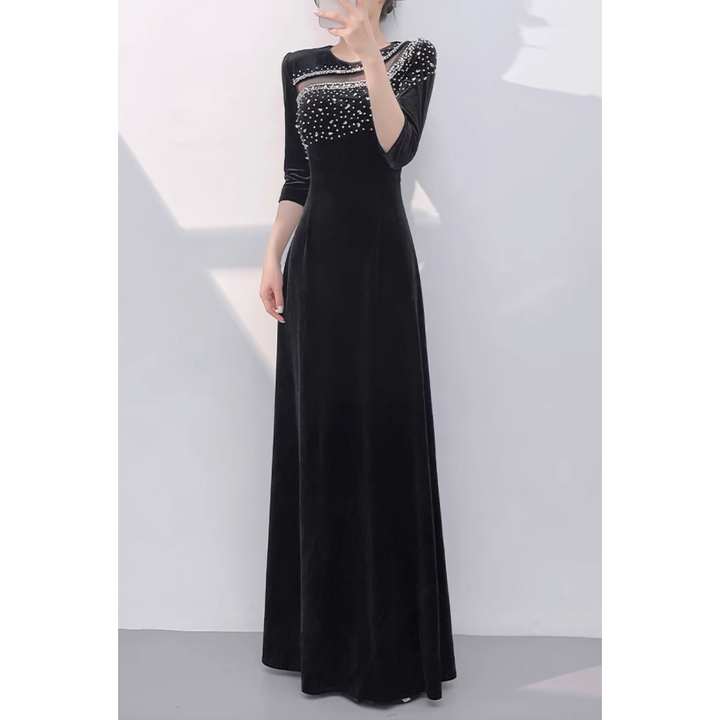 QZZCR Diamond-Embellished Evening Gown