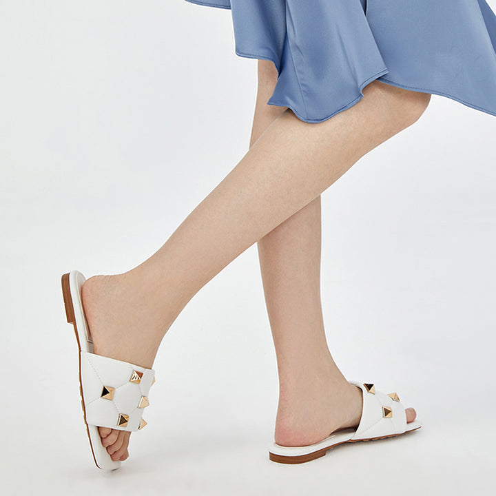 ANNAE Studded Leather Flat Slippers Slides