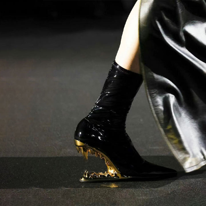 KULRE Sculptured Wedged Heel Ankle Boots
