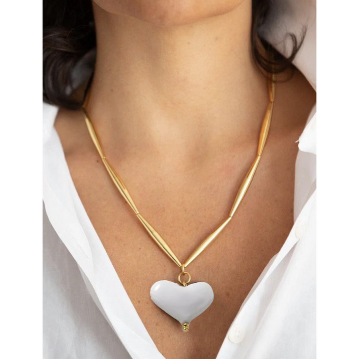 FUTZA Heart Necklace