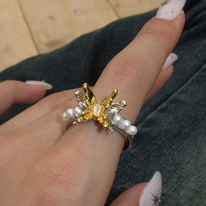 HELJA Butterfly And Pearl Ring