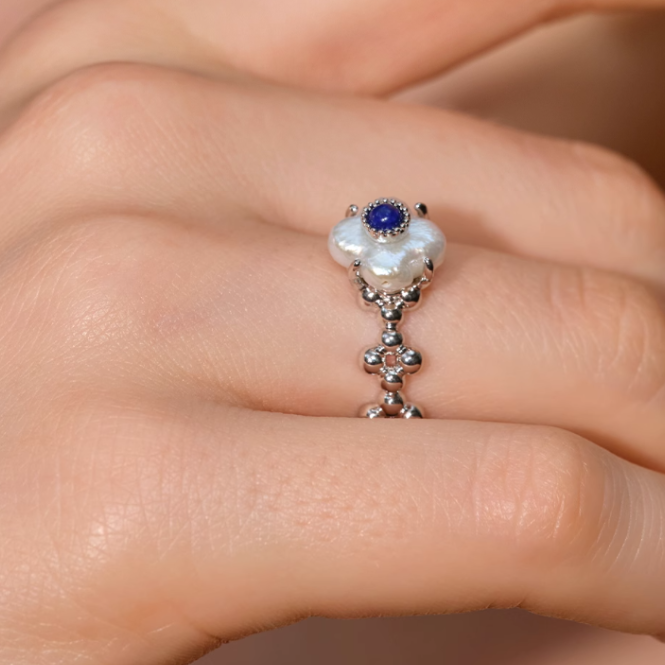 KENVB Flower Ring