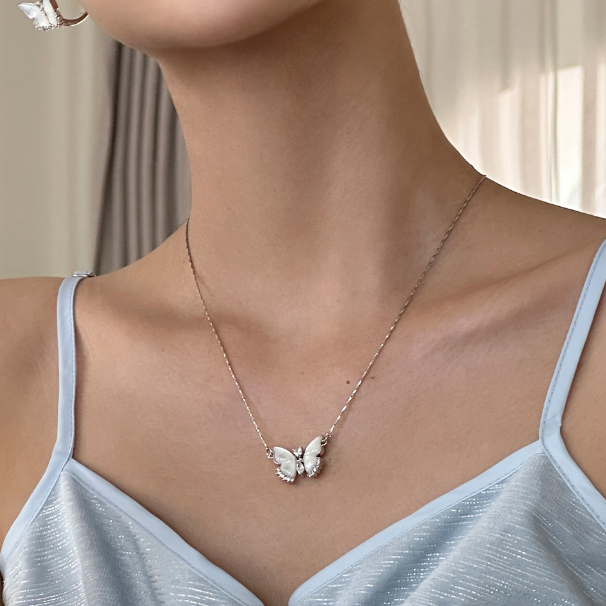 KEWSA Diamante Butterfly Necklace