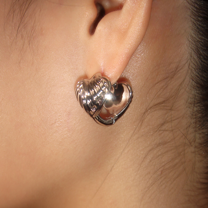 LETTI Heart Ear Studs Earrings - Pair