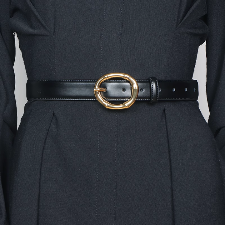 LEWRI Buckled Girdle Belt