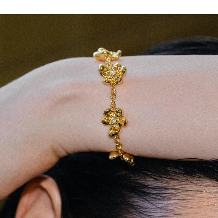 MEVRU Flower Bracelet