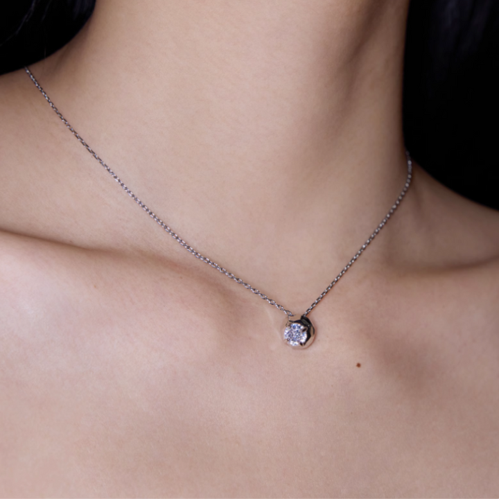 NEJRI Diamante Necklace