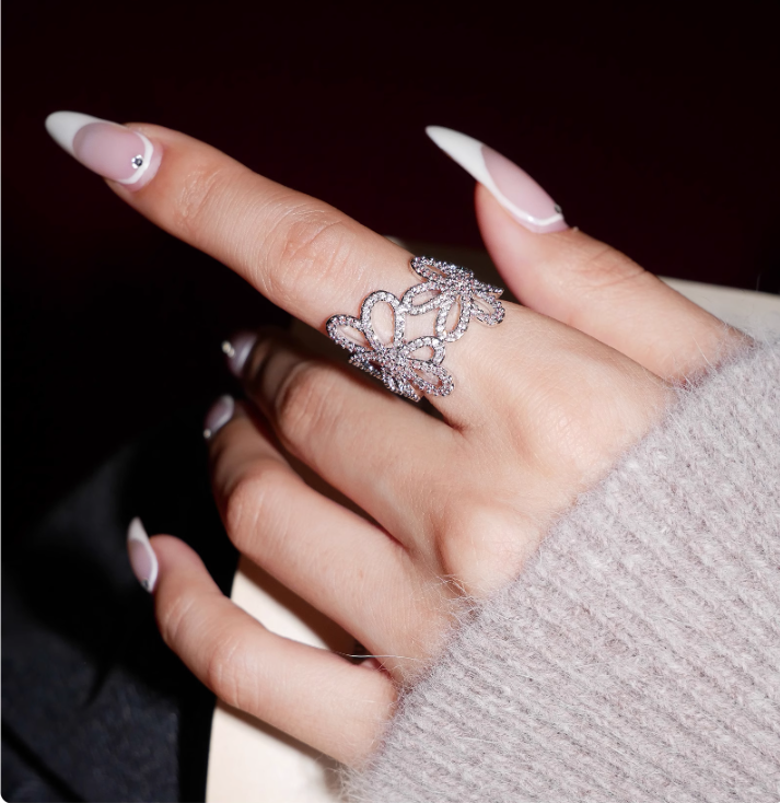 NERTA Diamante Flower Ring