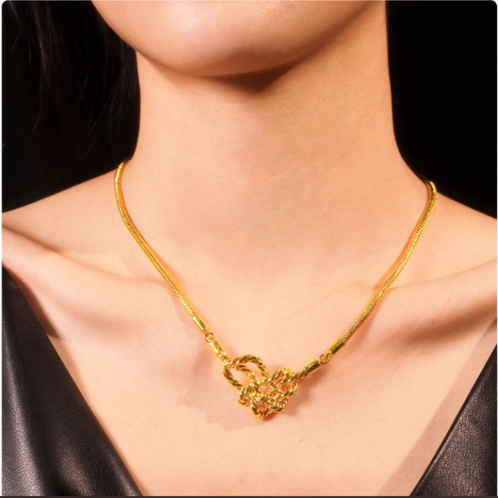 SERVI Knot Necklace