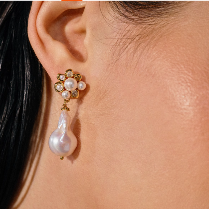 SVORA Pearl Flower Earrings - Pair