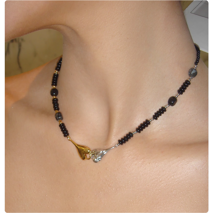 VEFAO Heart Beaded Necklace
