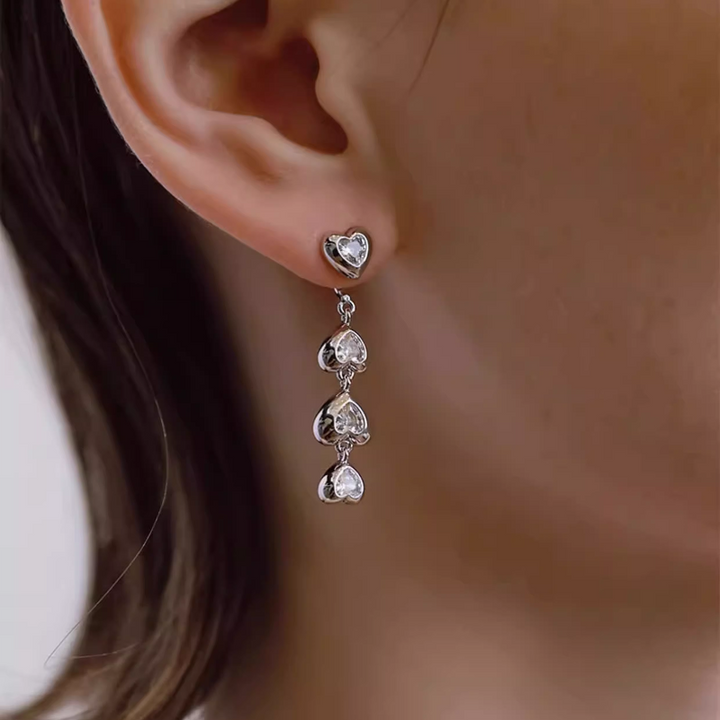 VOGRA Diamante Heart Earrings -Pair