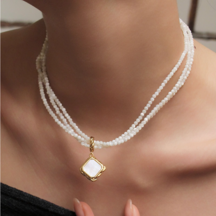 VUTOI Square Drop Necklace