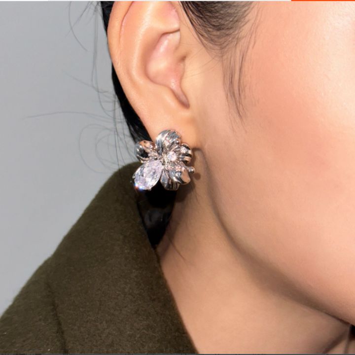 ZAMRA Flower Earrings - Pair