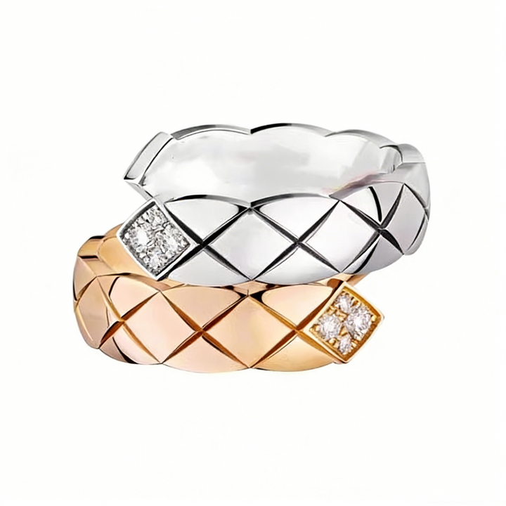 GINEI Wide Diamond-Accented Quilted Ring