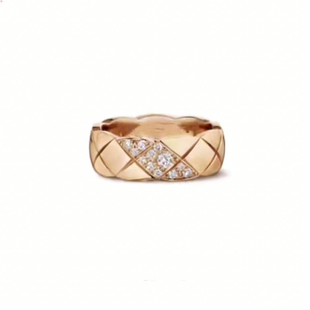 GINEI Medium Bevel Diamond Quilted Ring