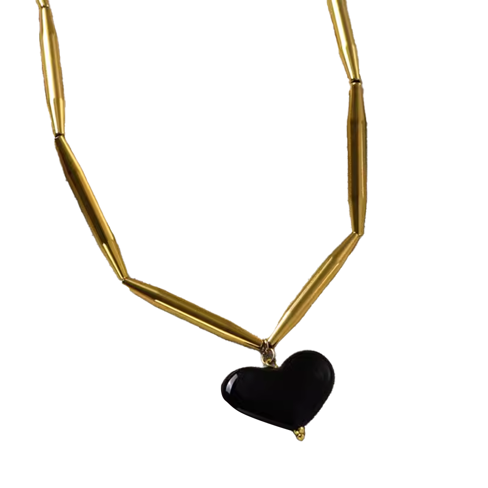 FUTZA Heart Necklace