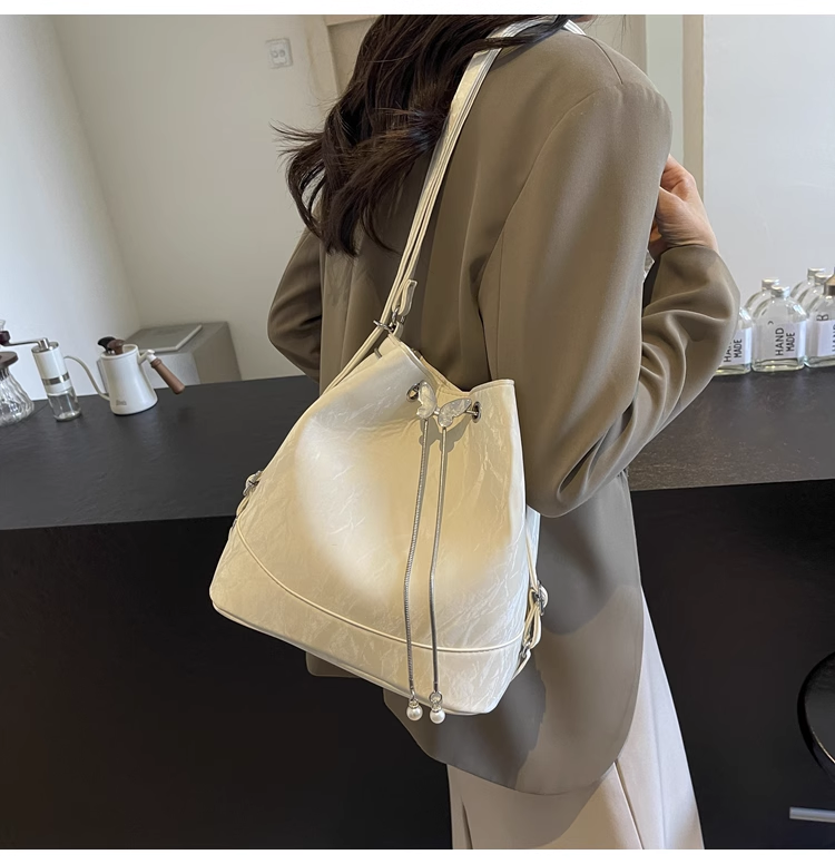 FUDRA Draw Strings Bucket Bag