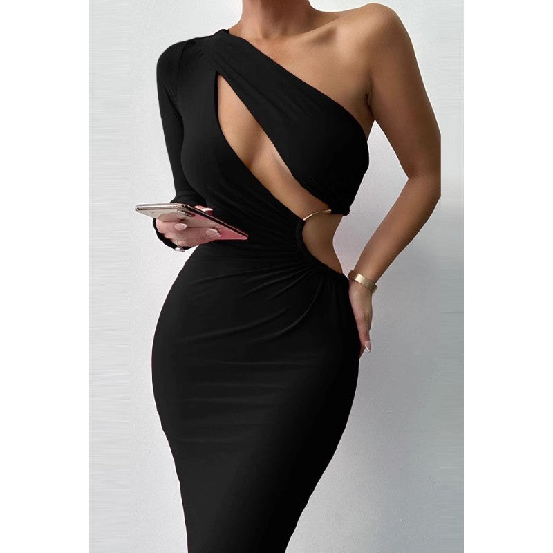 black cut out one shoulder dress PrettyLittleThing Women's Petite One Shoulder Cut Out Ruched Maxi Dress in Black