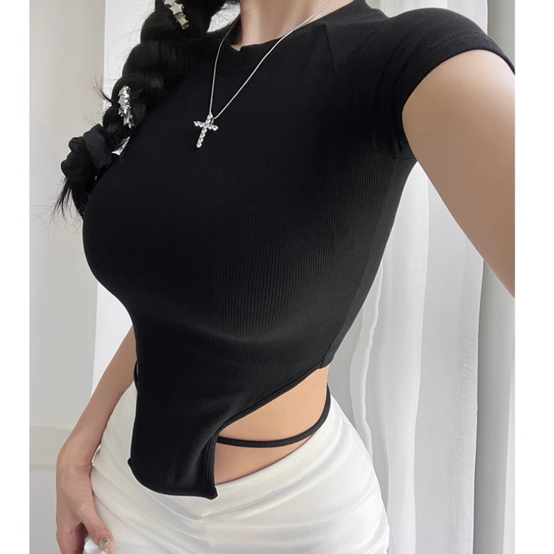 LUCAN Asymmetric Hem Cropped Top