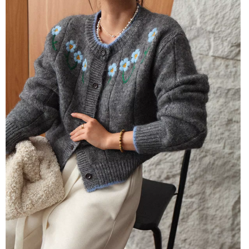 NAKIM Flower Embroidery Knitwear Cardigan