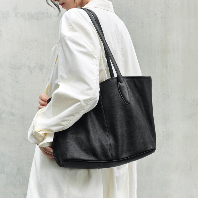 TEFFU Metal Lock Tote Bag