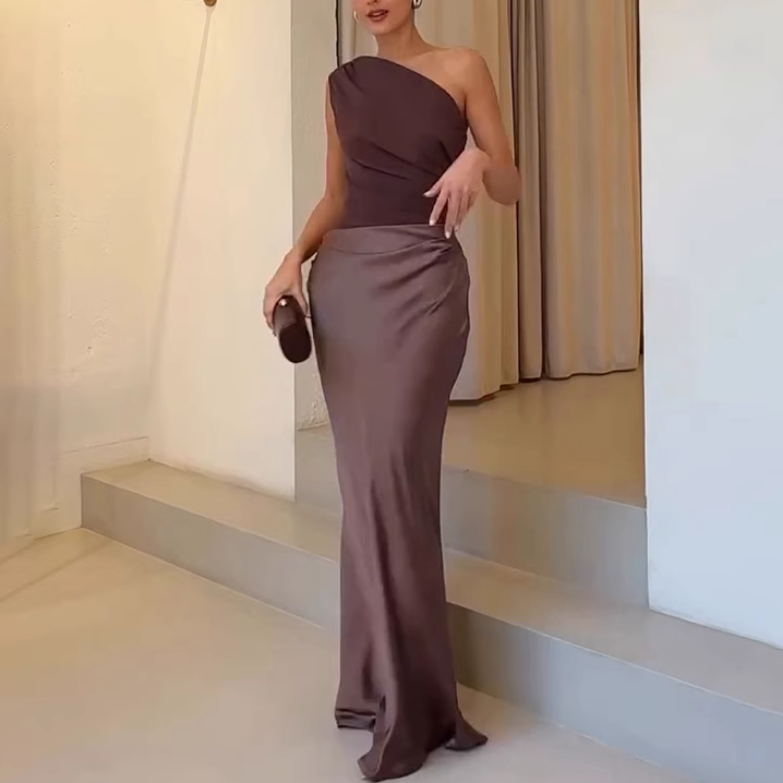 VUSAH One-Shoulder Maxi Dress