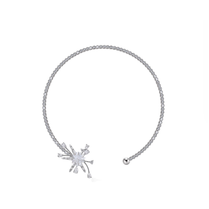 VUSOI Diamante Flower Choker