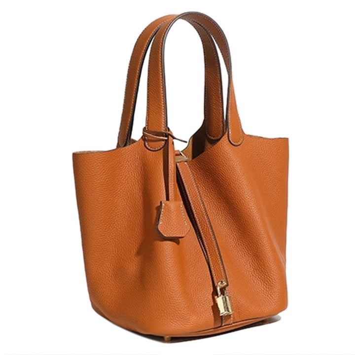 ZOVRI Leather Bucket Bag