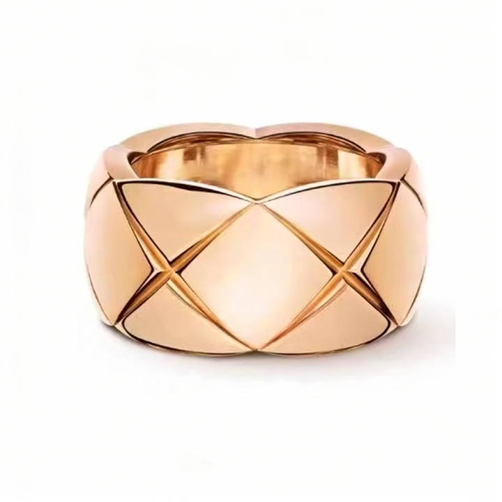 GINEI Wide Quilted Ring
