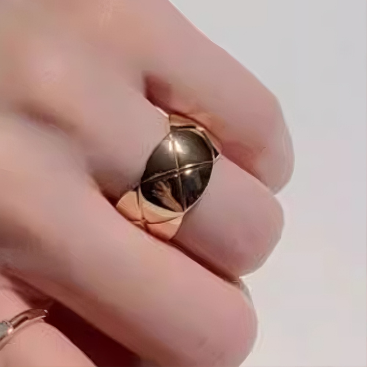 GINEI Wide Quilted Ring