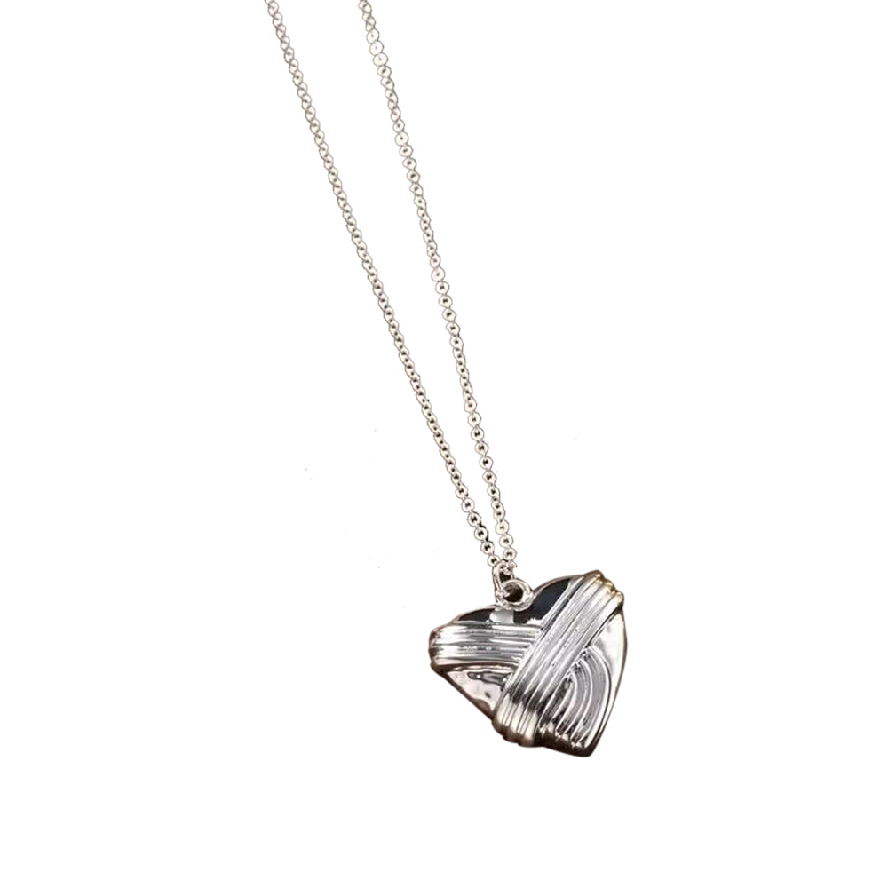 NUJRE Heart Necklace