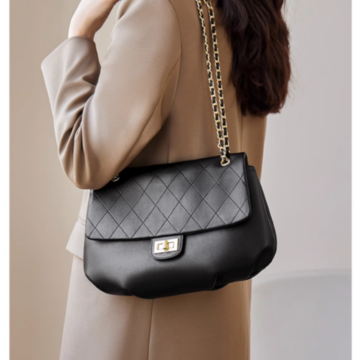 VUBRI Quilted Cross Body Bag