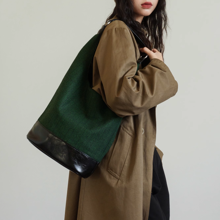 VULES Bi-Color Bucket Bag