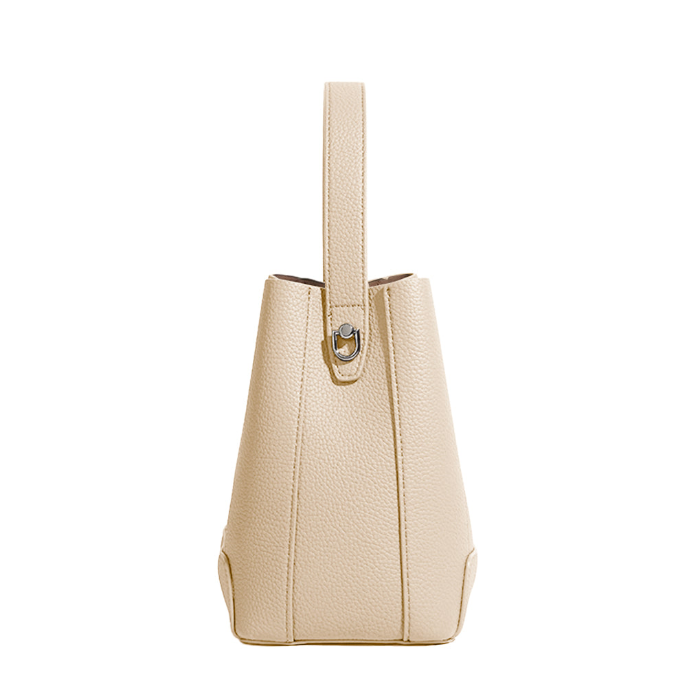 VUTBI Leather Bucket Bag