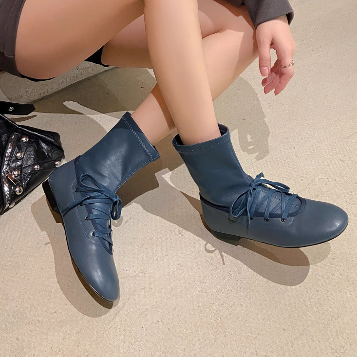 DEROG Lace Up Ankle Boots