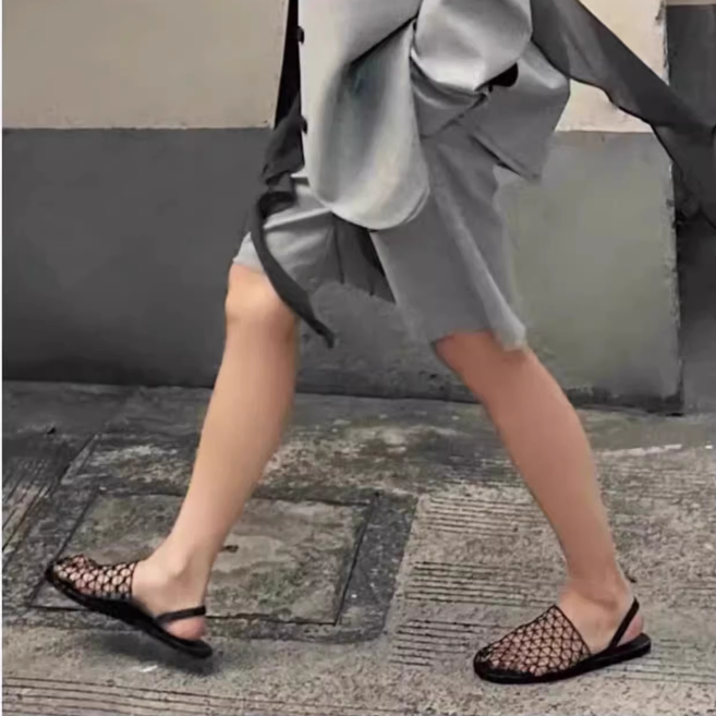 アメリMESH FLAT SANDALブラックL美品 Black MOZRE Fishnet Flat Sandals | i The Label – I The Label