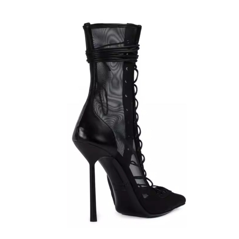 SIANA CUT OUT ANKLE BOOTS