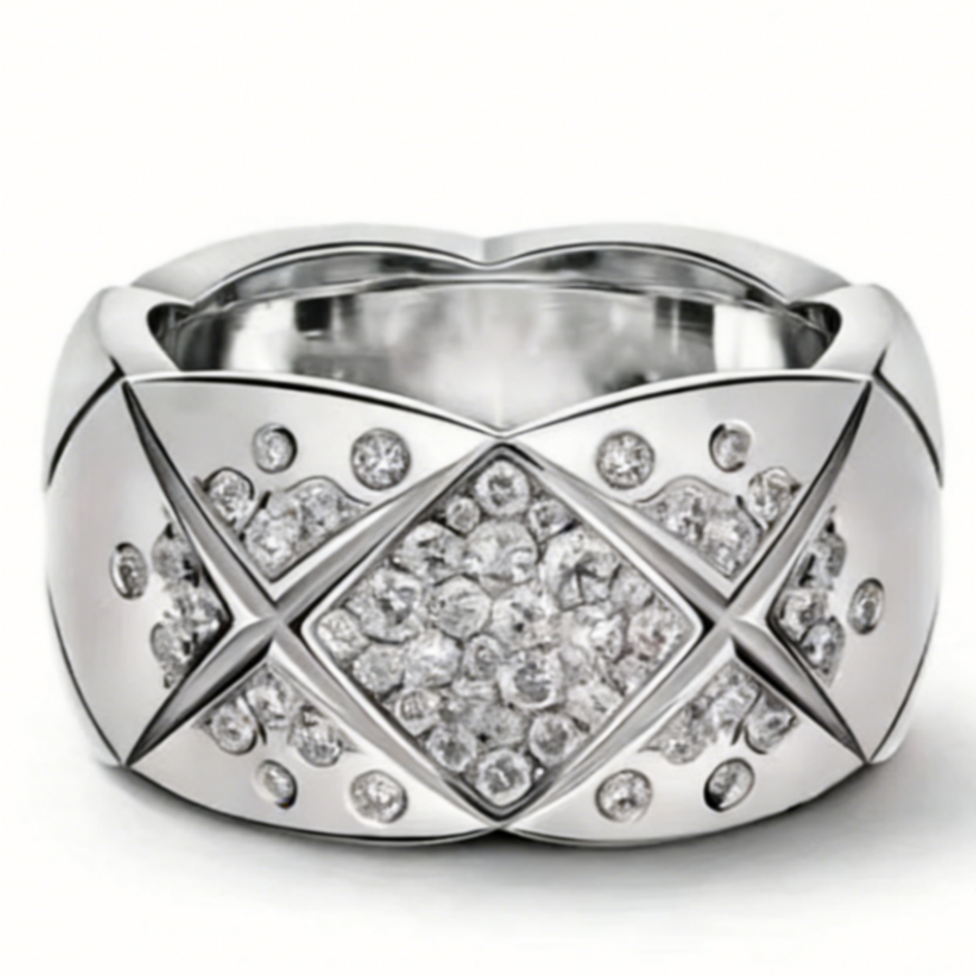 GINEI Wide Diamond Quilted Ring