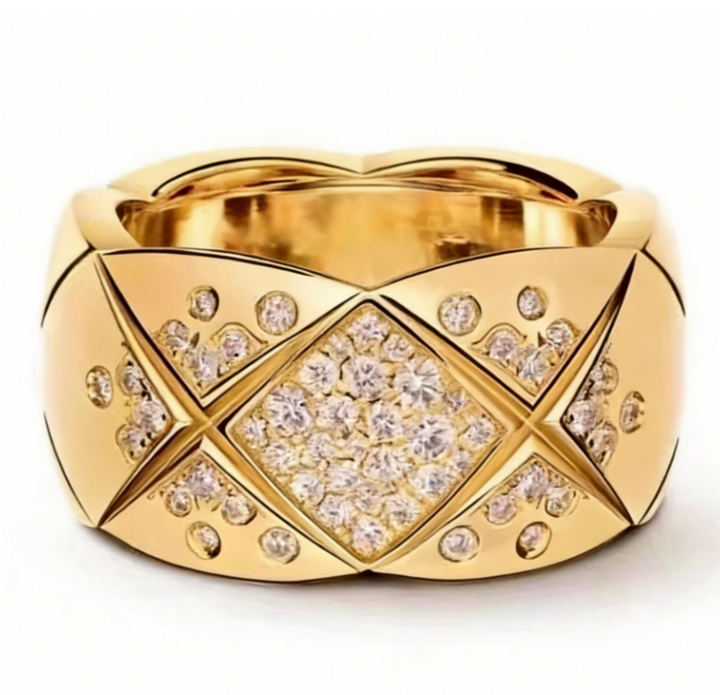 GINEI Wide Diamond Quilted Ring