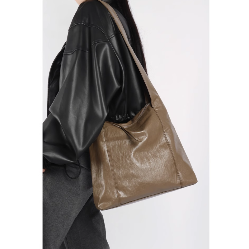 TOVBI Leather Tote Bag