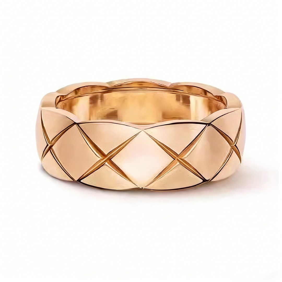 GINEI Medium Quilted Ring