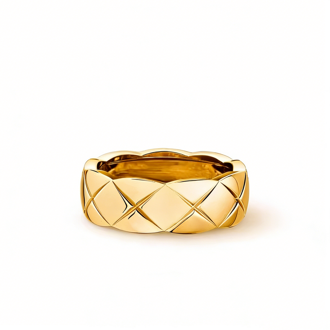GINEI Medium Quilted Ring
