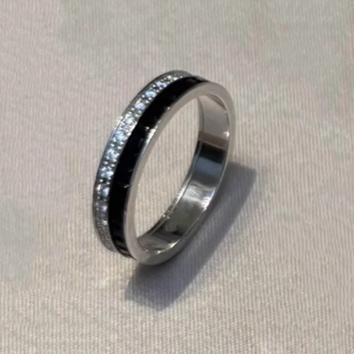 CIUAO Narrow Ceramic Diamond Ring